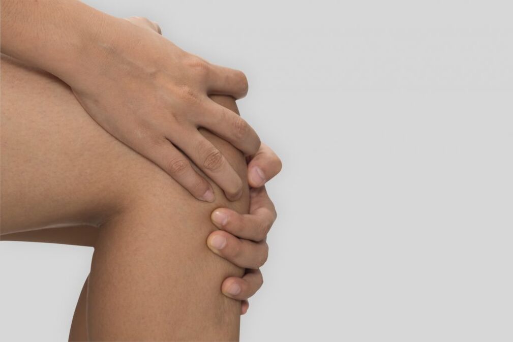 Artrosi dell'articolazione del ginocchio, accompagnata da limitazione dei movimenti e dolore al ginocchio